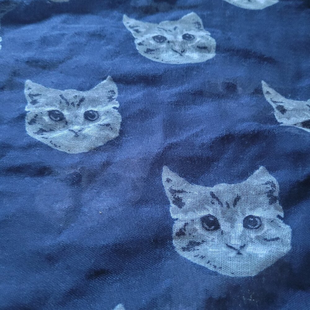 Kitten Infinity Scarf - Picture 3 of 5
